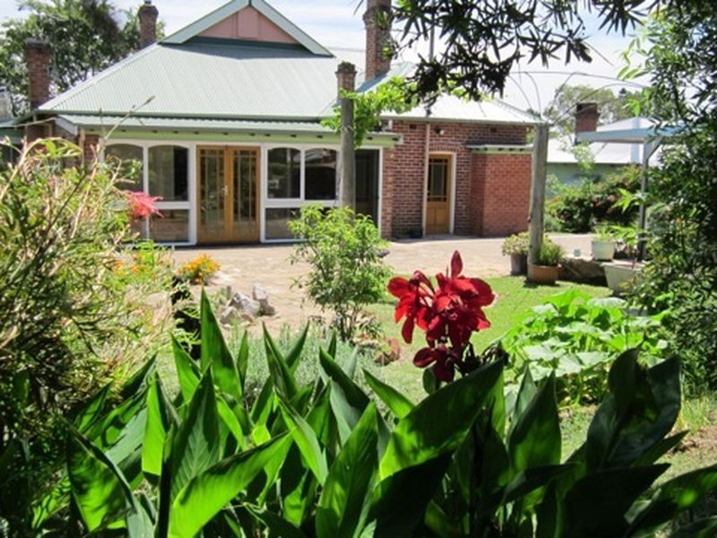 18 High Street, Bega NSW 2550