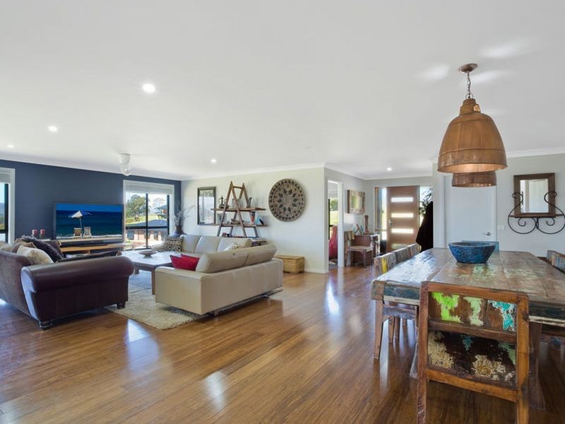 40 Glen Mia Drive, Bega NSW 2550