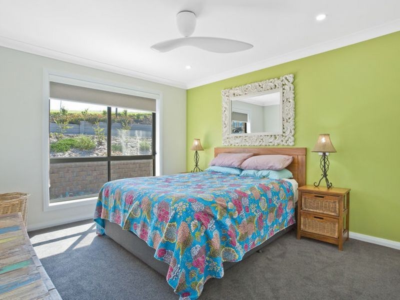 40 Glen Mia Drive, Bega NSW 2550