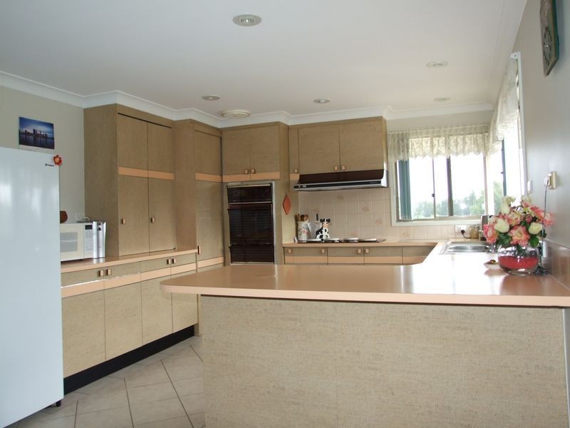 17 Kooringal Place, Bega NSW 2550