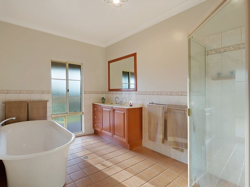 24 Kerrisons Lane, Bega NSW 2550