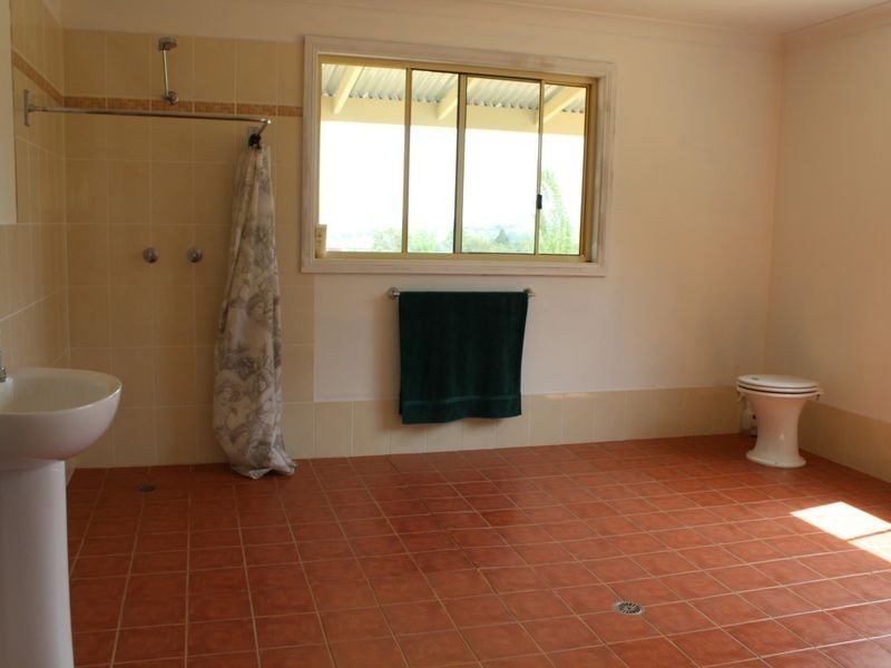 2 Eagle Lane, Bega NSW 2550