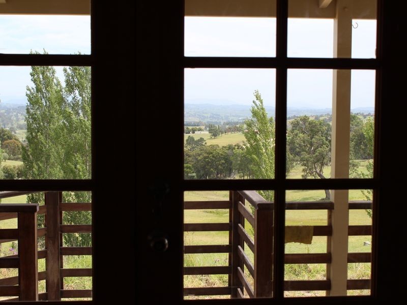 2 Eagle Lane, Bega NSW 2550