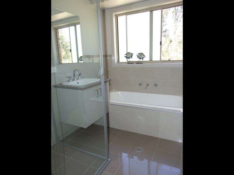 99 Mountview Close, Bega NSW 2550