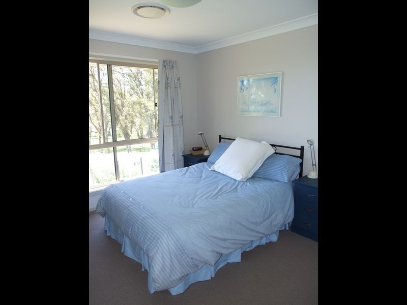 99 Mountview Close, Bega NSW 2550