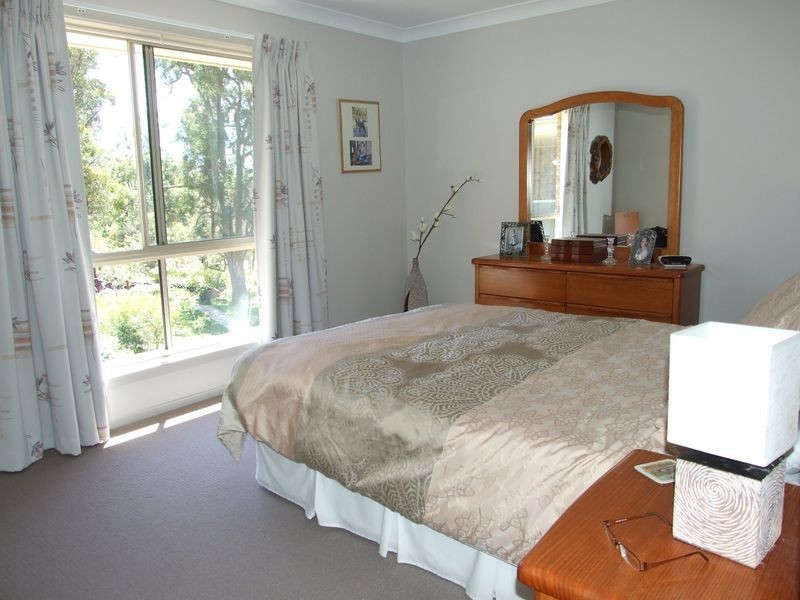 99 Mountview Close, Bega NSW 2550