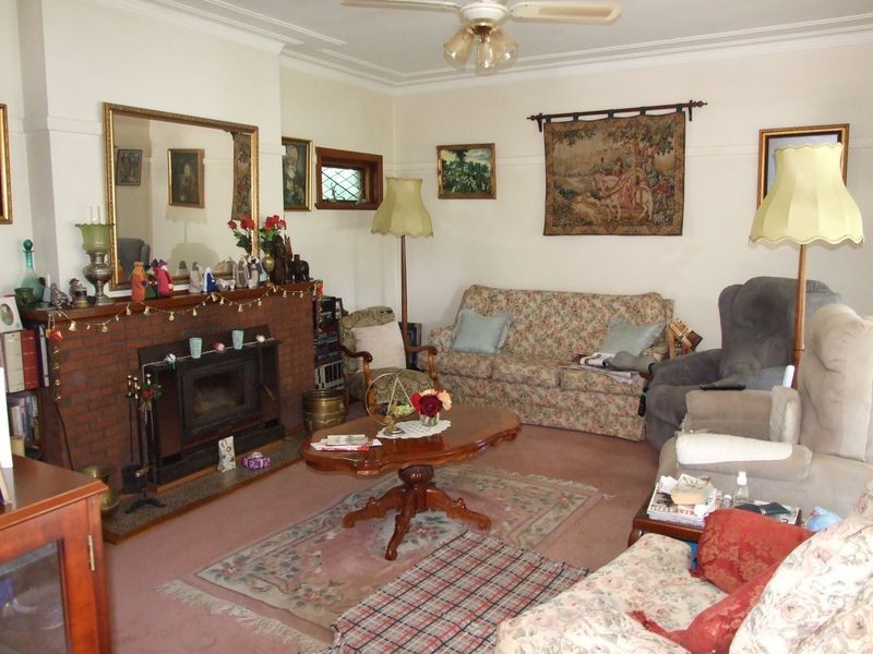 5 Belmore Street, Bega NSW 2550