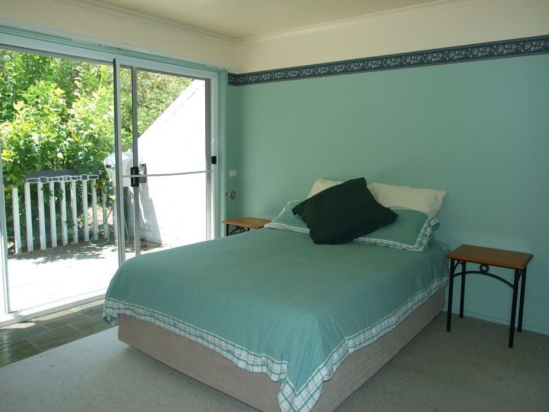 15 Strathmore Crescent, Kalaru NSW 2550