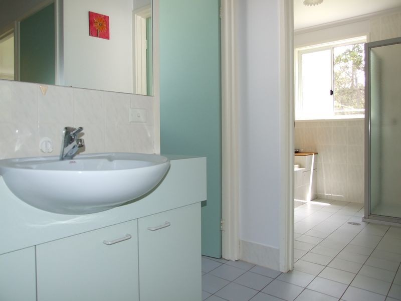 15 Strathmore Crescent, Kalaru NSW 2550