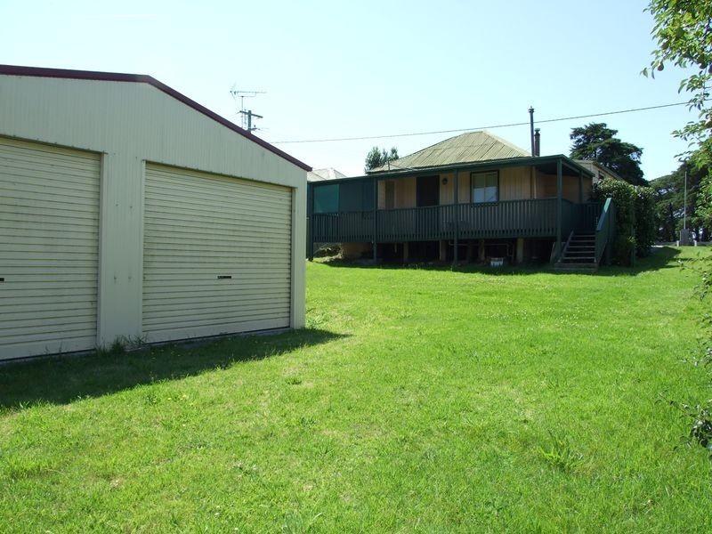 44 Princes Highway, Cobargo NSW 2550