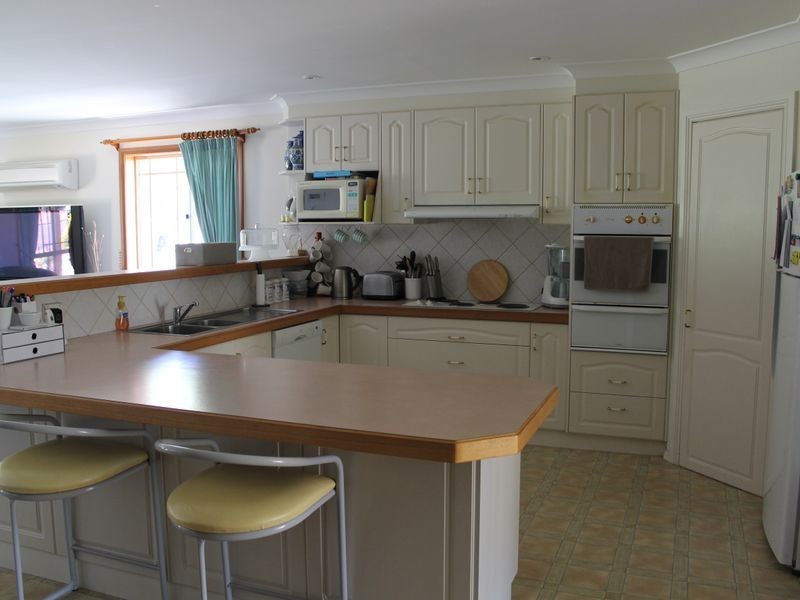 32 Barrack Street, Bega NSW 2550