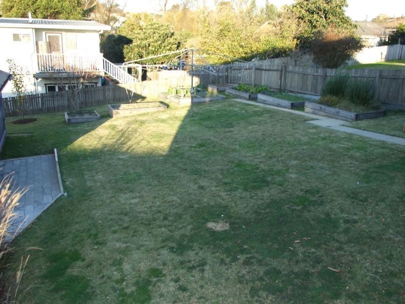 2 Meringo Street, Bega NSW 2550