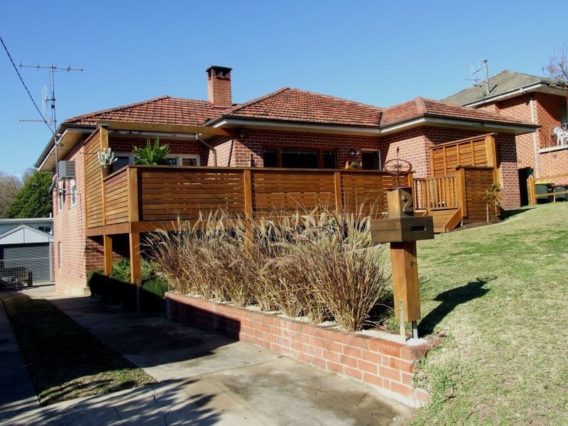 2 Meringo Street, Bega NSW 2550