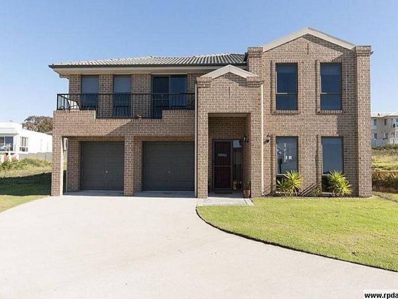 3 Nichole Court, Tura Beach NSW 2548