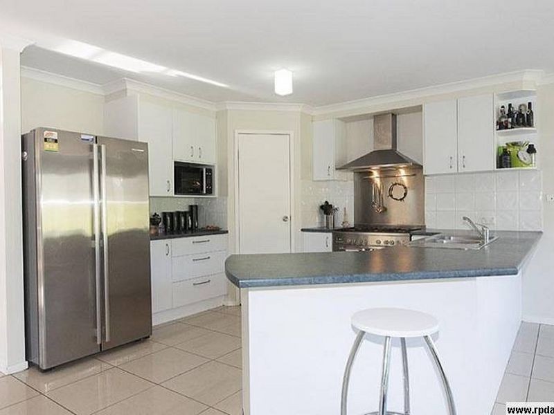 3 Nichole Court, Tura Beach NSW 2548