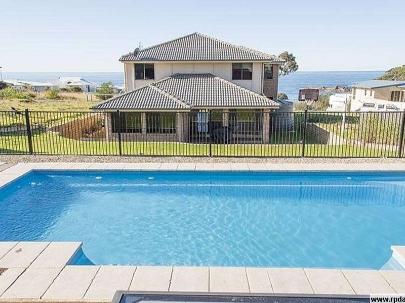 3 Nichole Court, Tura Beach NSW 2548