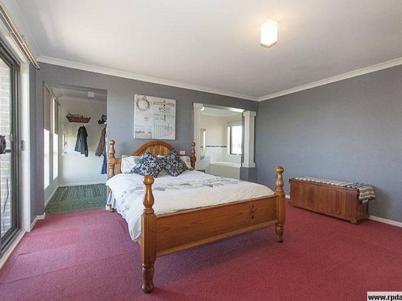 3 Nichole Court, Tura Beach NSW 2548