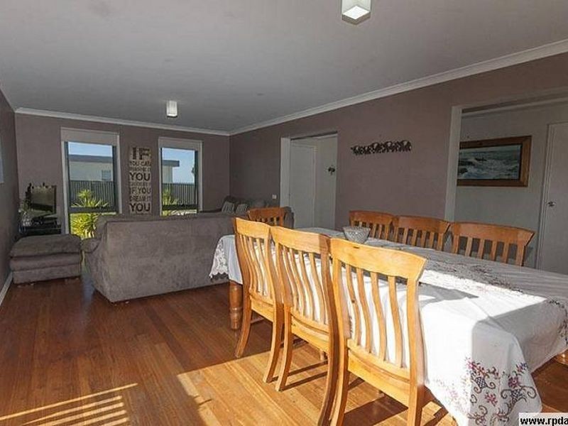 3 Nichole Court, Tura Beach NSW 2548