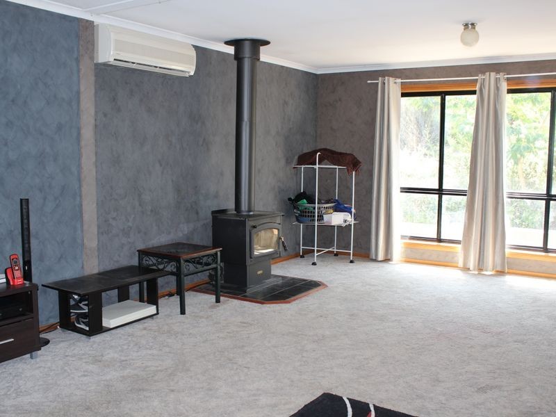 3 Wattle Place, Bega NSW 2550