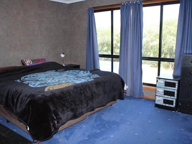 3 Wattle Place, Bega NSW 2550