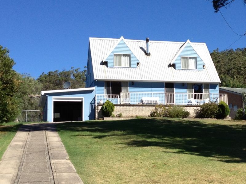 9 Gillespie Street, Cobargo NSW 2550