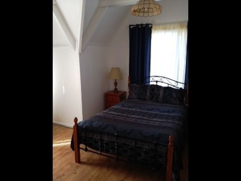 9 Gillespie Street, Cobargo NSW 2550