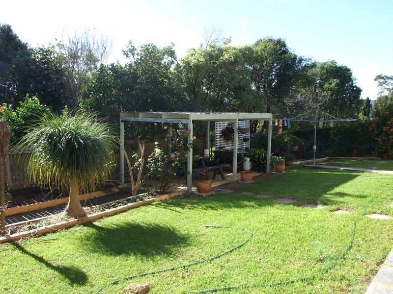 2 Deborah Cresent, Bega NSW 2550
