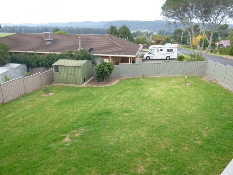 32 Tathra Rd, Bega NSW 2550