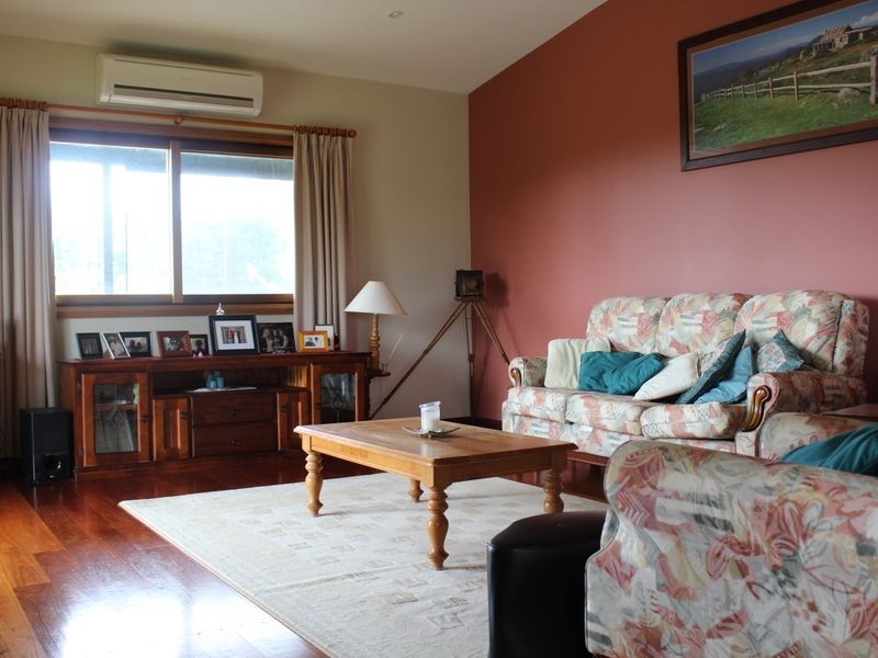 880 South Wolumla Road, Candelo NSW 2550