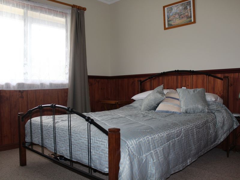 880 South Wolumla Road, Candelo NSW 2550