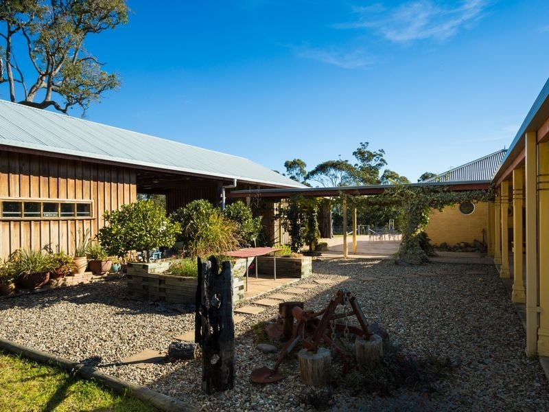 Wongaridgeree/139 Eagles Nest Road, Bega NSW 2550