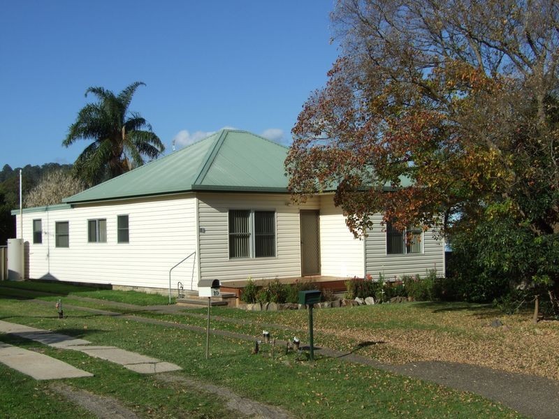 8 Corridgeree Road, Bega NSW 2550
