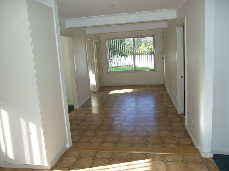 8 Corridgeree Road, Bega NSW 2550