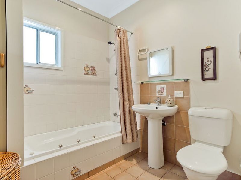 24 Pacific Street, Tathra NSW 2550