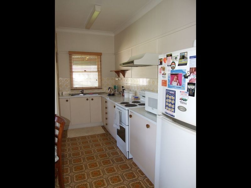 111 Ravenswood Street, Bega NSW 2550