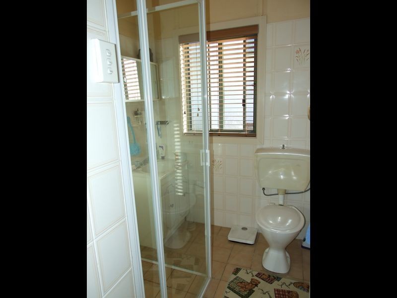 111 Ravenswood Street, Bega NSW 2550