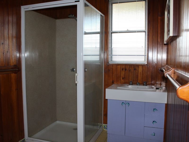 22 Tathra Road, Bega NSW 2550