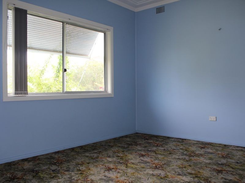 22 Tathra Road, Bega NSW 2550