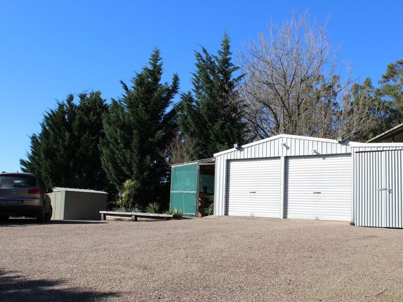 11 Gillespie Street, Cobargo NSW 2550