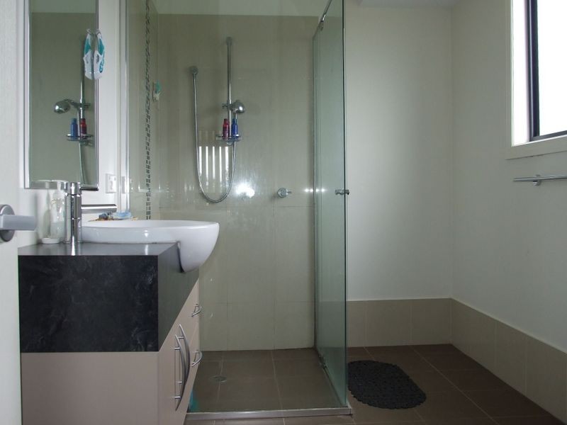 6 Denison Close, Bega NSW 2550