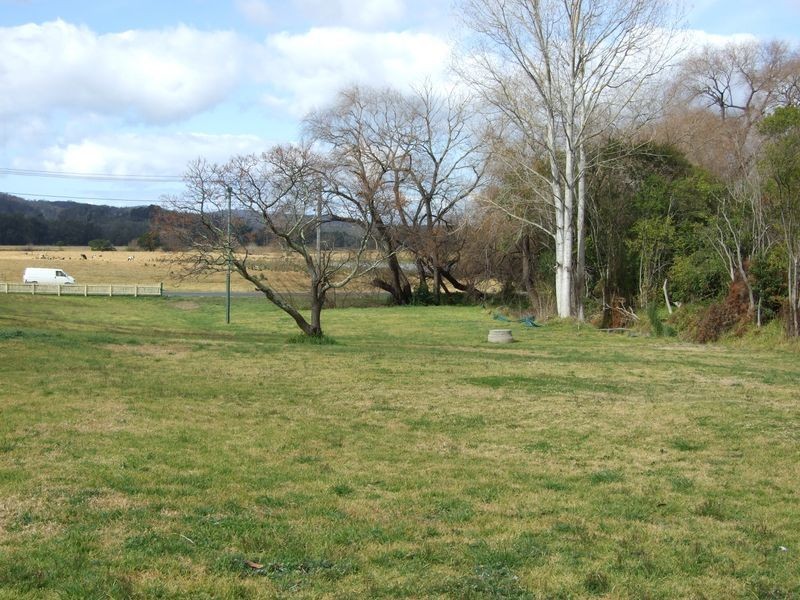 - Gordon Street, Bega NSW 2550
