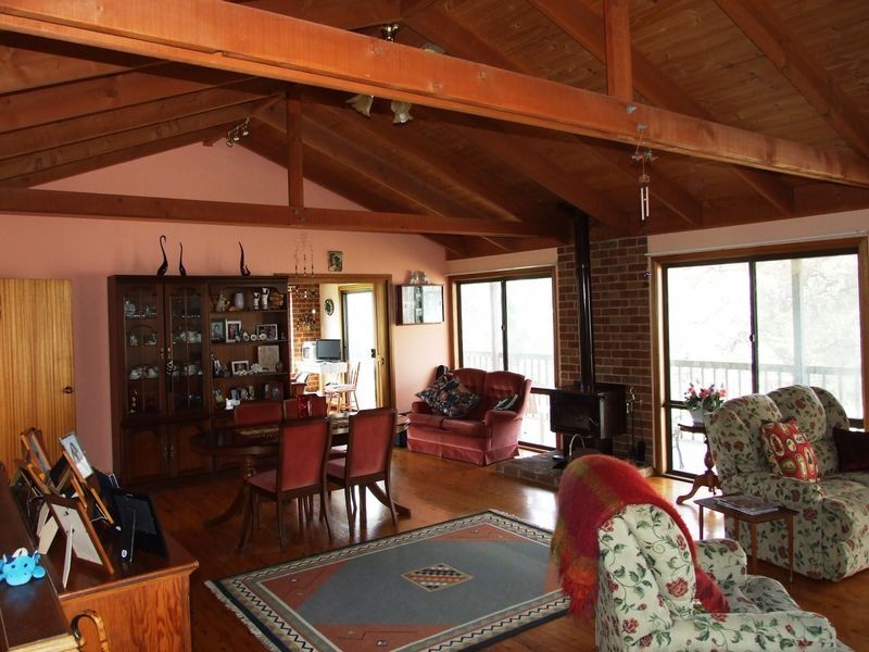 73 Narrawa Place, Bega NSW 2550