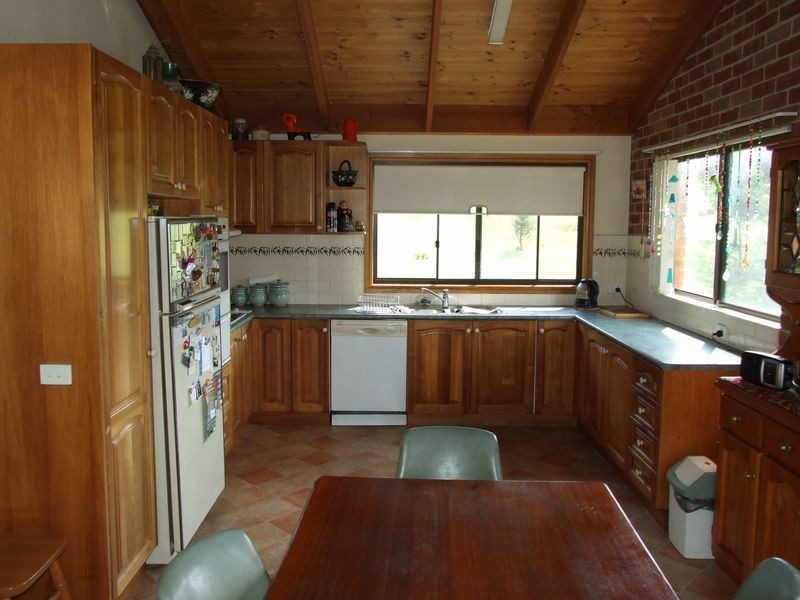 73 Narrawa Place, Bega NSW 2550