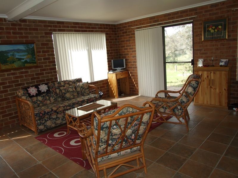 73 Narrawa Place, Bega NSW 2550