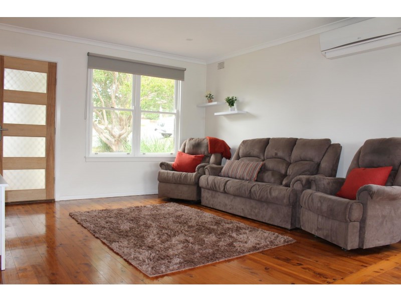 31 Glebe Avenue, Bega NSW 2550