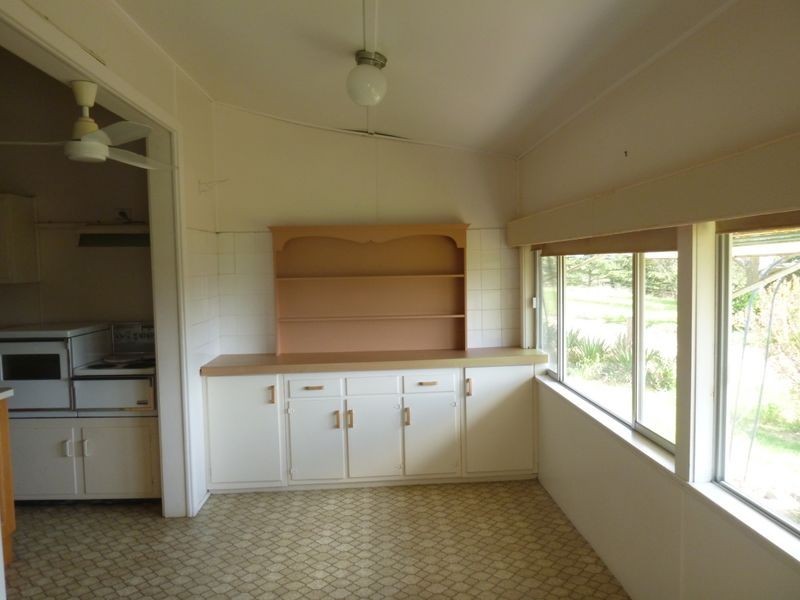 38 Miners Close, Bega NSW 2550