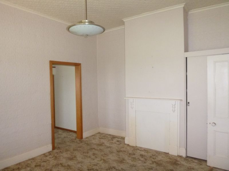 38 Miners Close, Bega NSW 2550