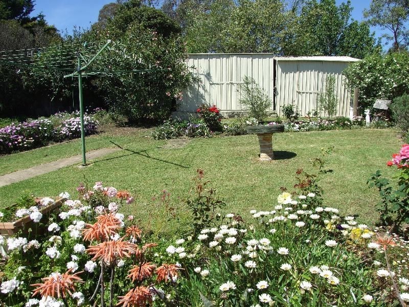 42 Rawlinson Street, Bega NSW 2550