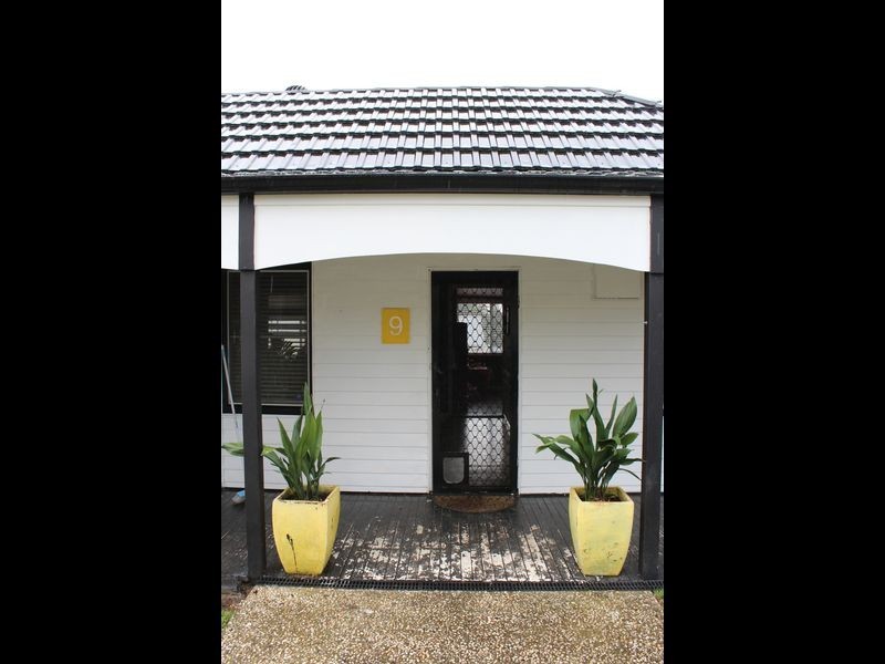 9 Kooringal Place, Bega NSW 2550
