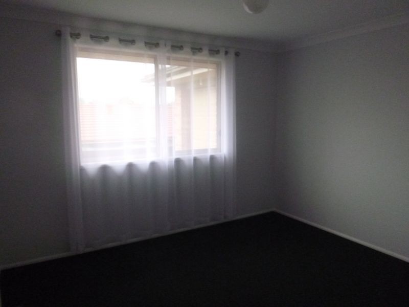 20 Howard Ave, Bega NSW 2550